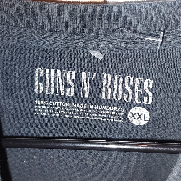 Guns N Roses Authentic Tour Tee 2017 2XL Rare - Picture 4 of 7
